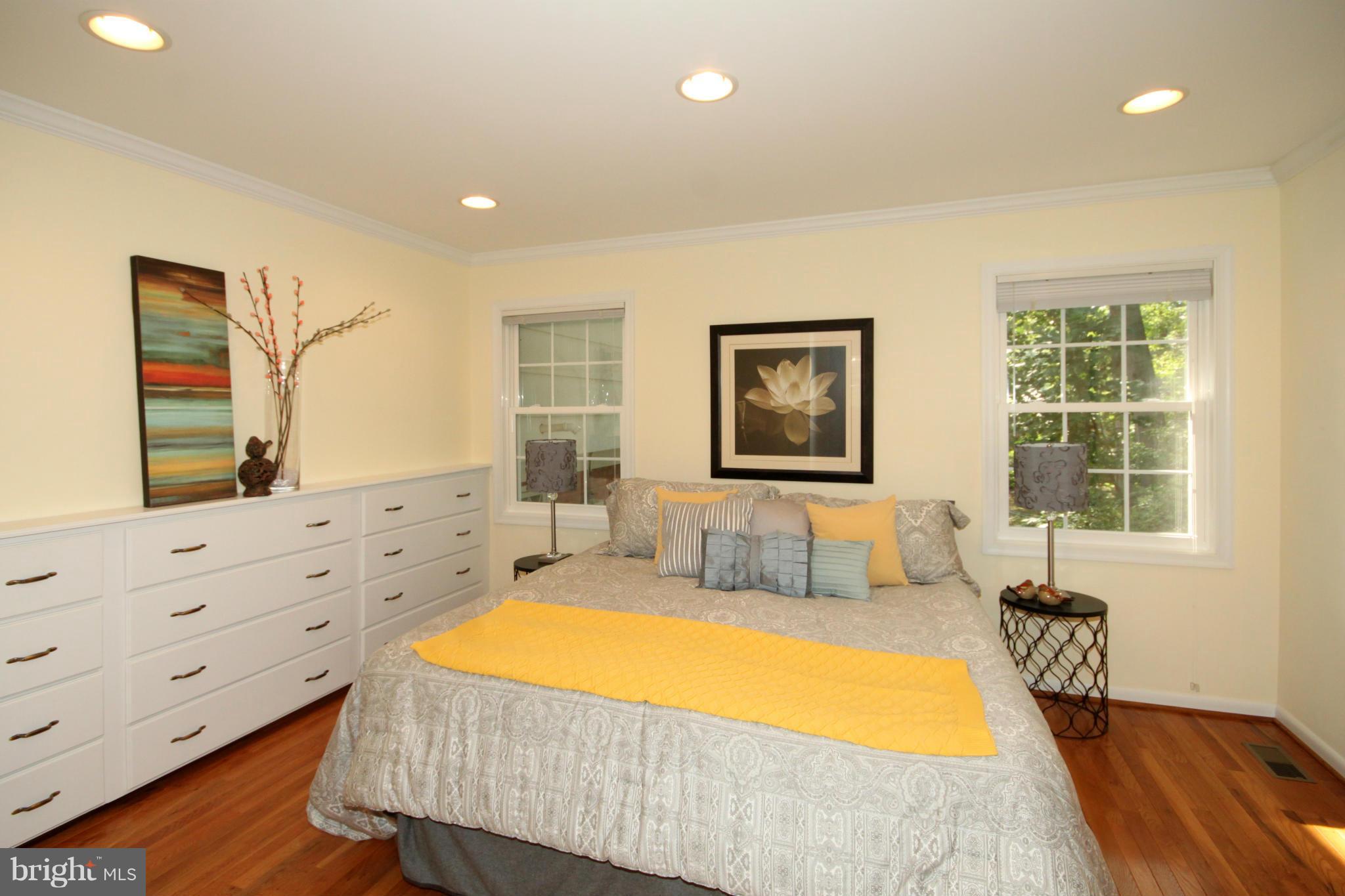 5638 Ravenel Lane Springfield, VA 22151 - Photo 13 of 30 Bedroom (Master)