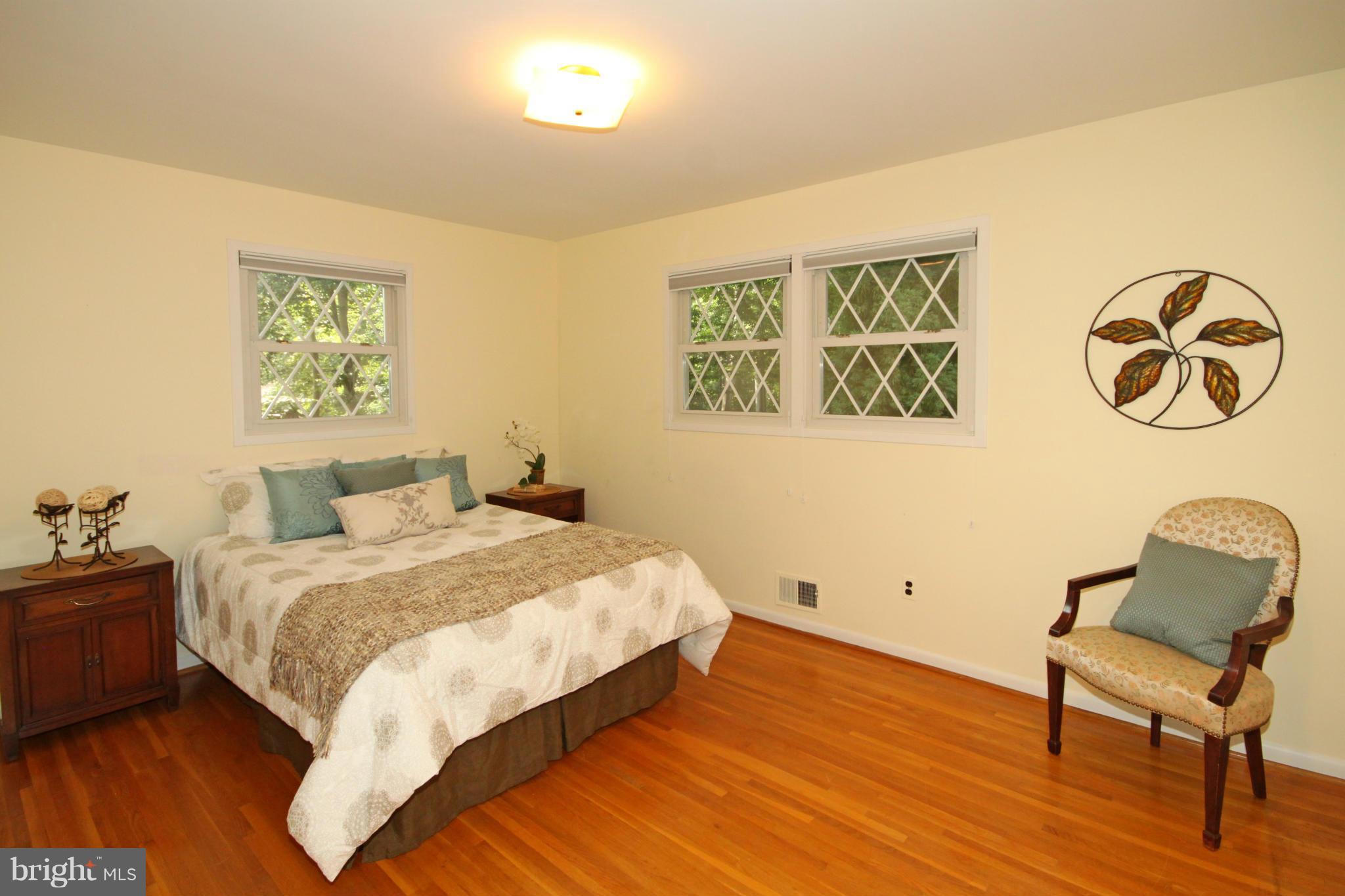 5638 Ravenel Lane Springfield, VA 22151 - Photo 15 of 30 Bedroom (Master)
