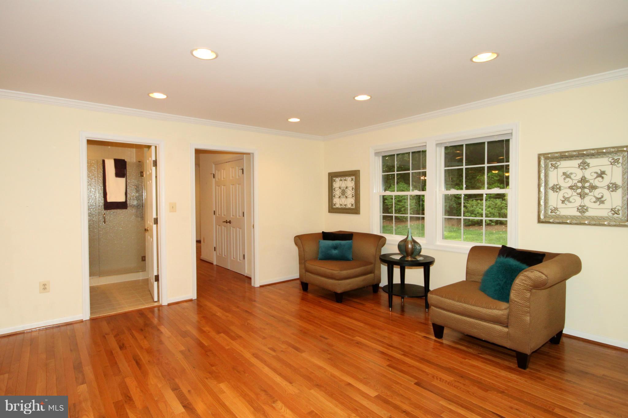 5638 Ravenel Lane Springfield, VA 22151 - Photo 8 of 30 Interior (General)