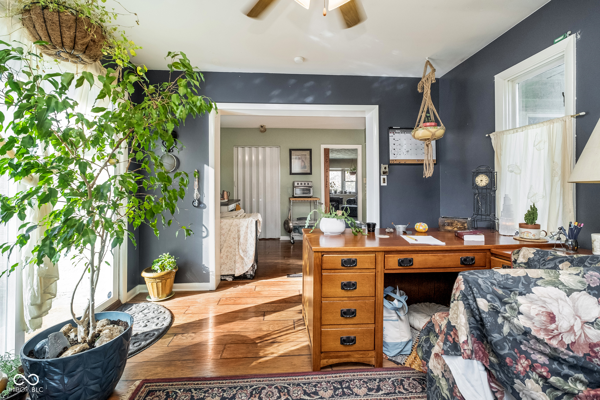 8995 Spring Mill Road Indianapolis, IN 46260 - Photo 8 of 29 Gallery Image 8