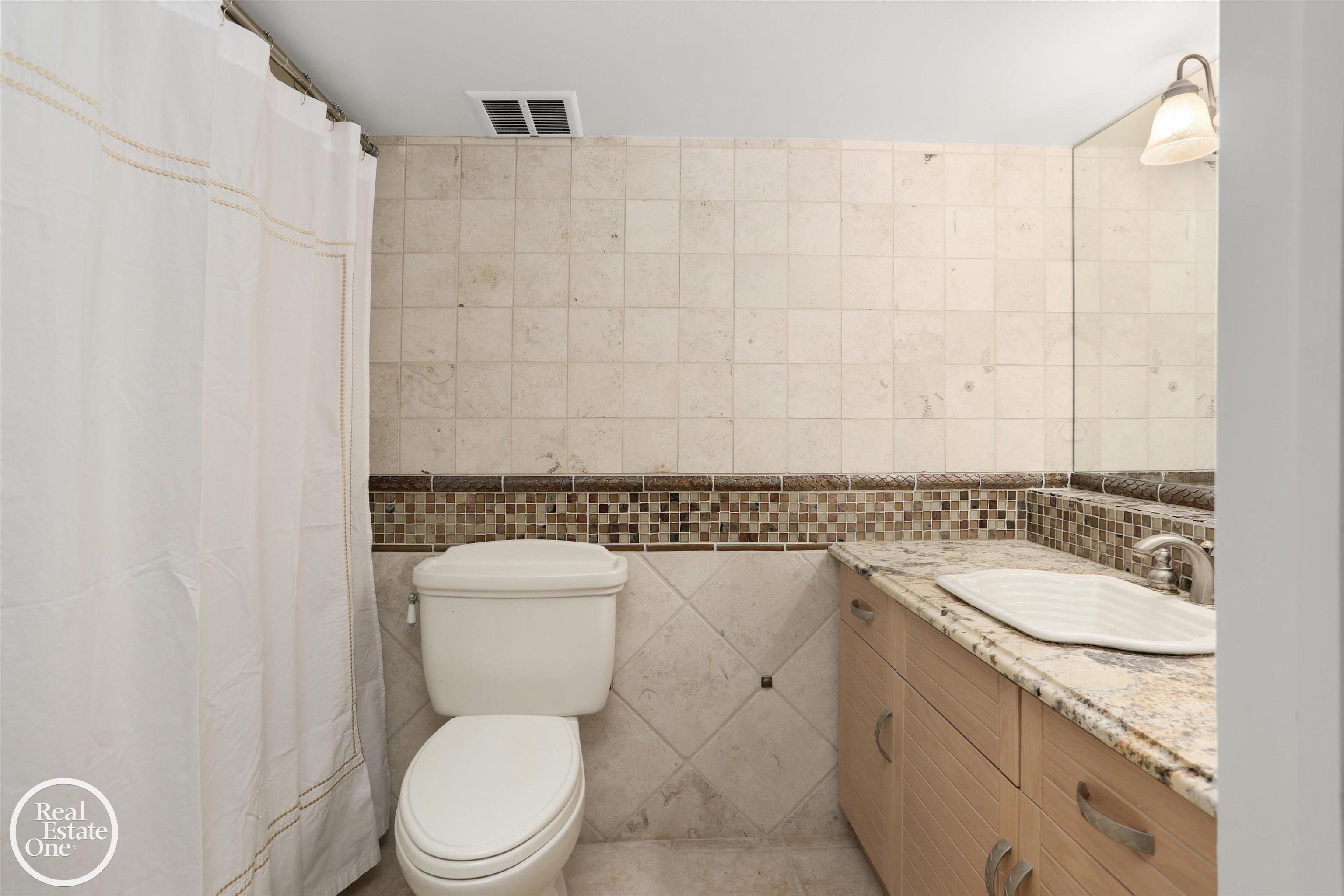 583 Lake Shore Road Grosse Pointe Shores, MI 48236 - Photo 68 of 92