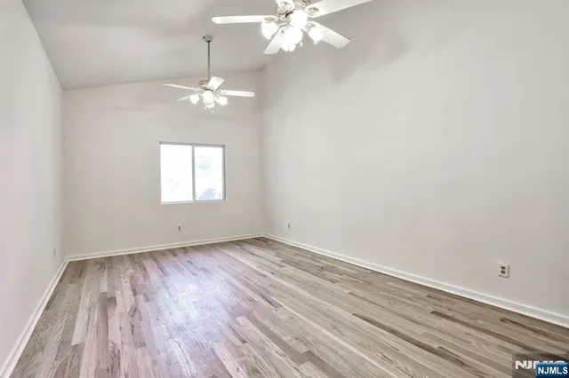 $2,850 | 41 Fairmount Avenue, Unit 17B, Hackensack, NJ 07601