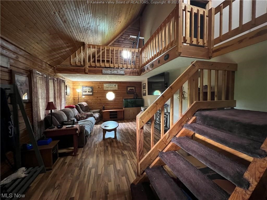 940 Sun Valley Road Washington, WV 26181 - Photo 8 of 35