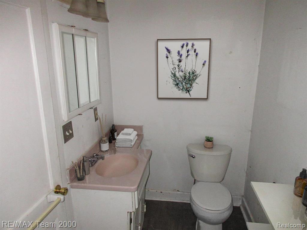 604 Smith Street Monroe, MI 48161 - Photo 6 of 24
