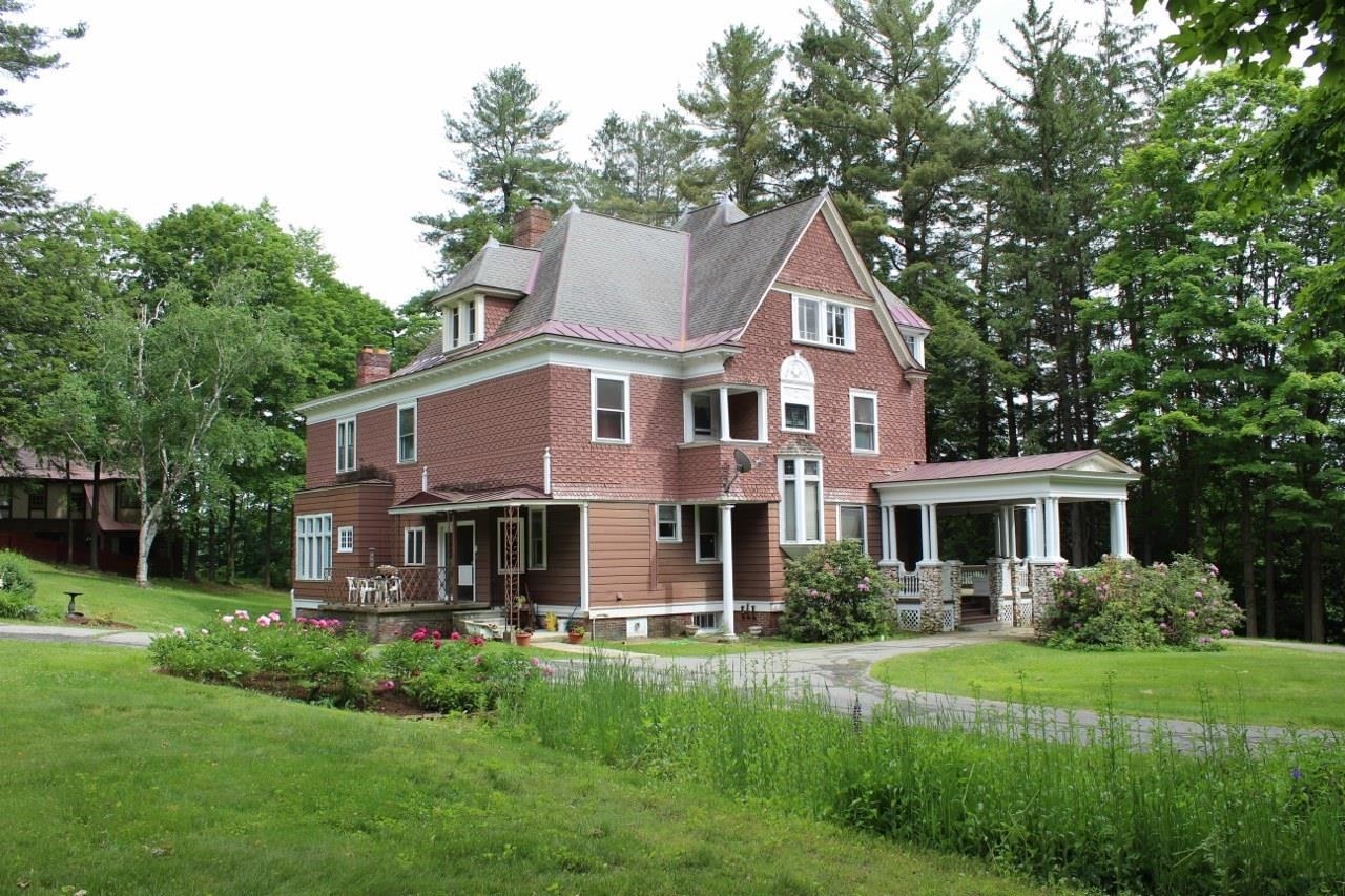 88 Summer Street Springfield, VT 05156 - Photo 2 of 37