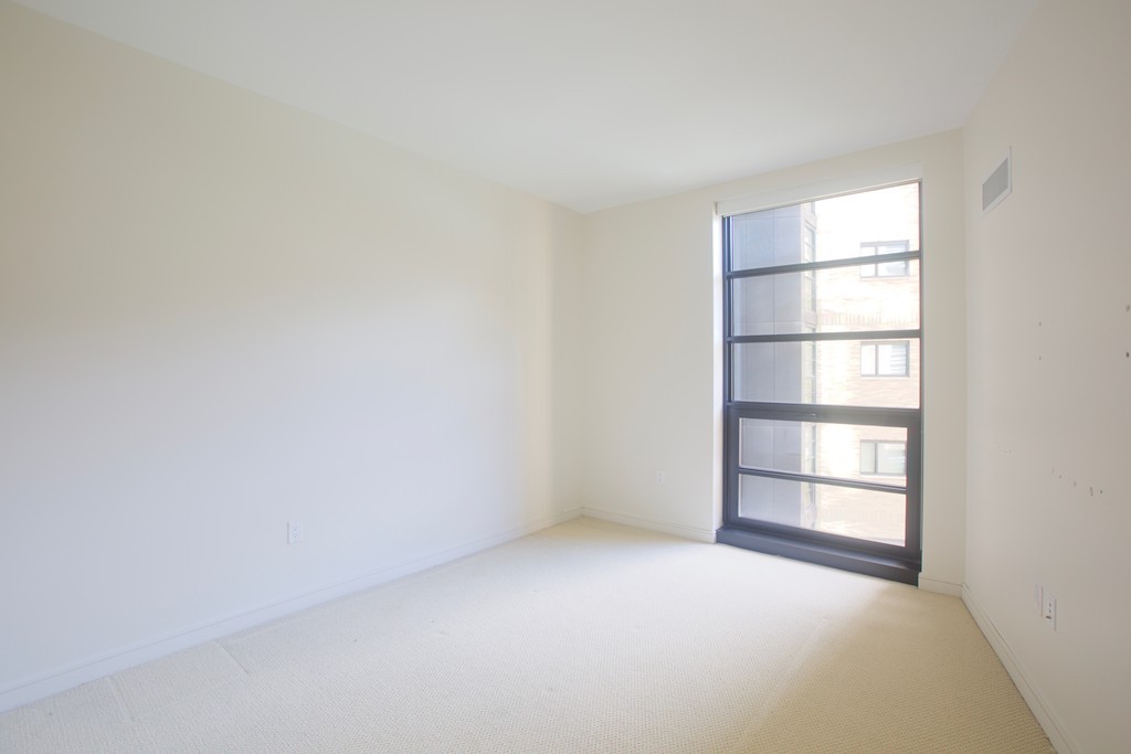 580 Washington Street, Unit 614 Boston, MA 02111 - Photo 7 of 18