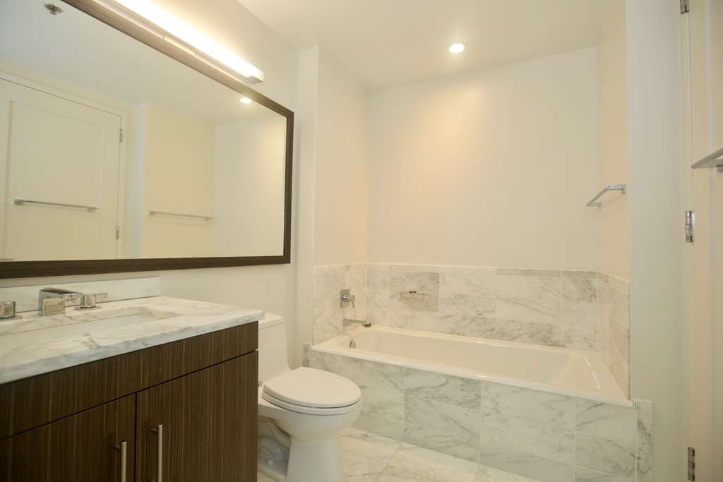 580 Washington Street, Unit 614 Boston, MA 02111 - Photo 9 of 18