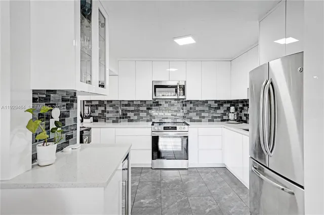 $398,000 | 1631 Northeast 32nd Street, Pompano Beach, FL 33064