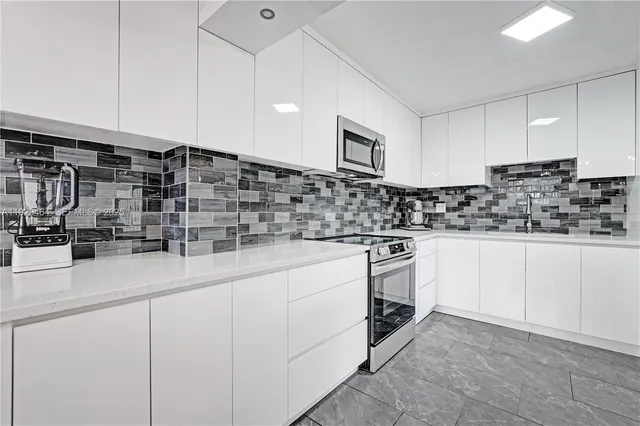 $398,000 | 1631 Northeast 32nd Street, Pompano Beach, FL 33064