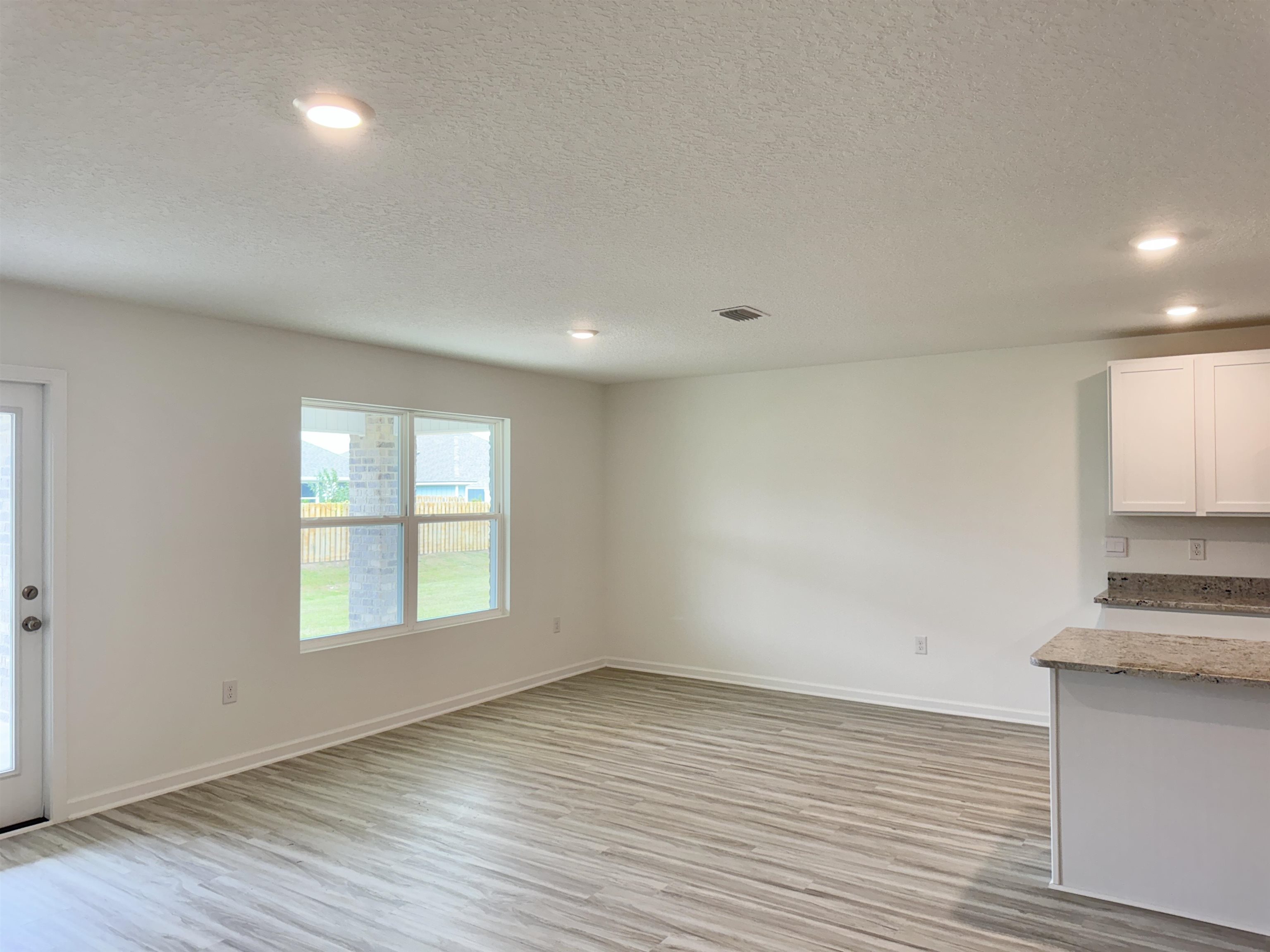 1057 Hayward Loop Foley, AL 36535 - Photo 12 of 35