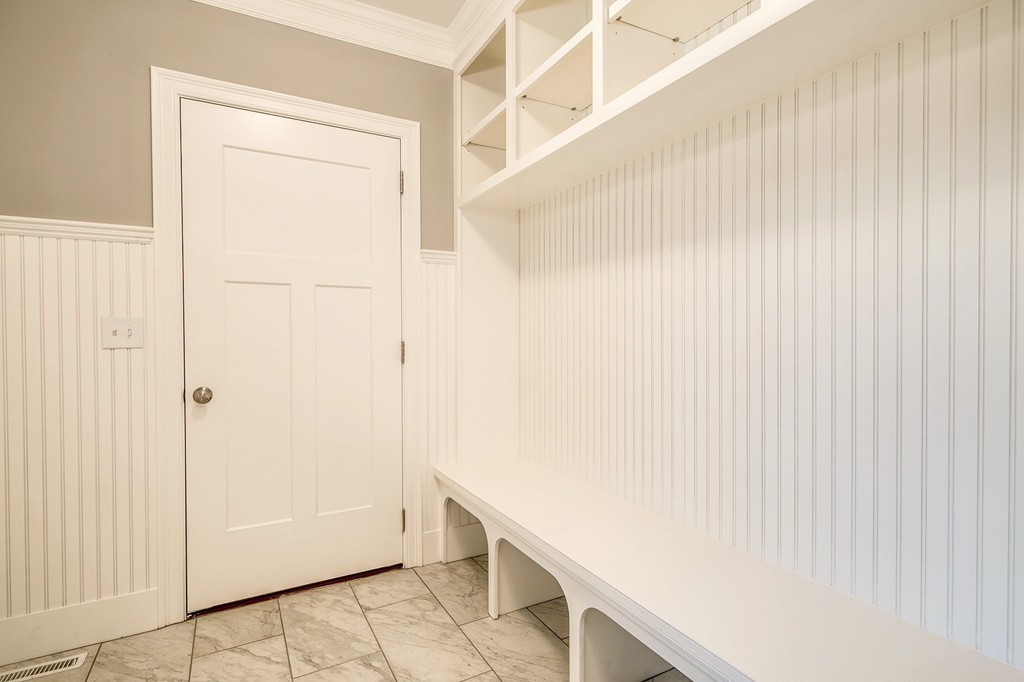 305 Warren Street Needham, MA 02492 - Photo 7 of 8 Gallery Image 7