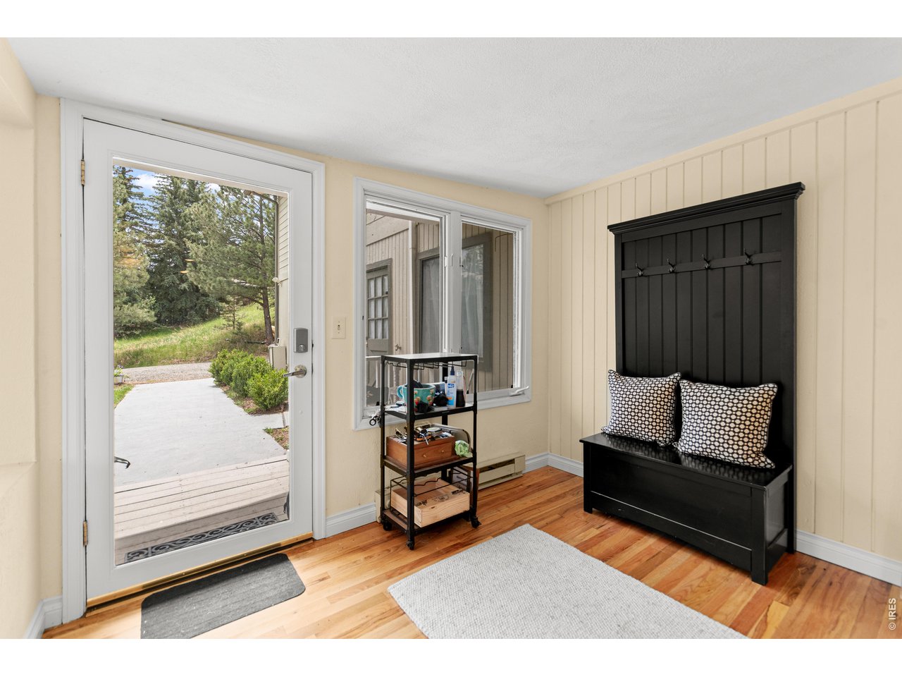 7267 Olde Stage Road Boulder, CO 80302 - Photo 3 of 32