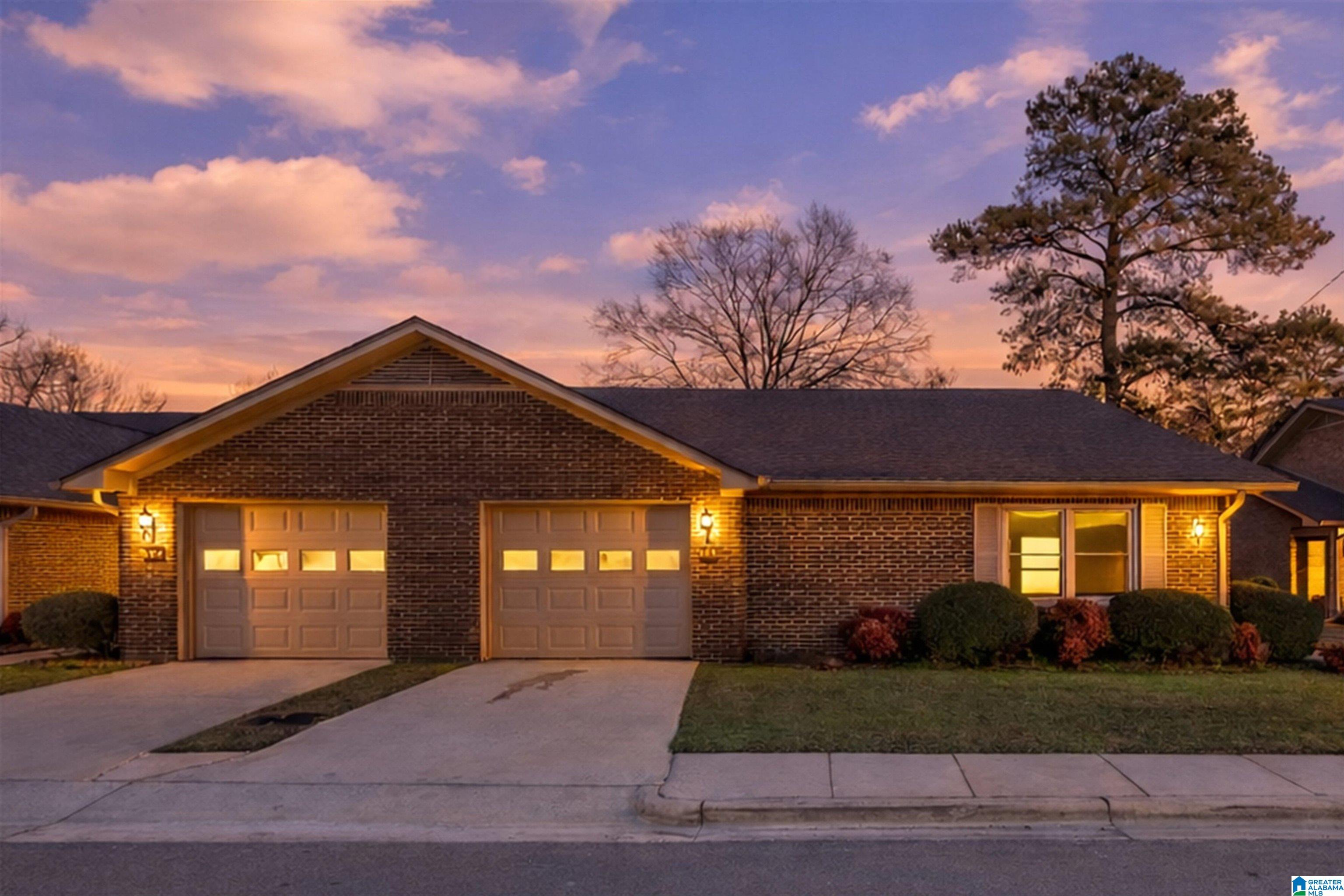 1006 Edwardian Way Cullman, AL 35055 - Photo 2 of 27