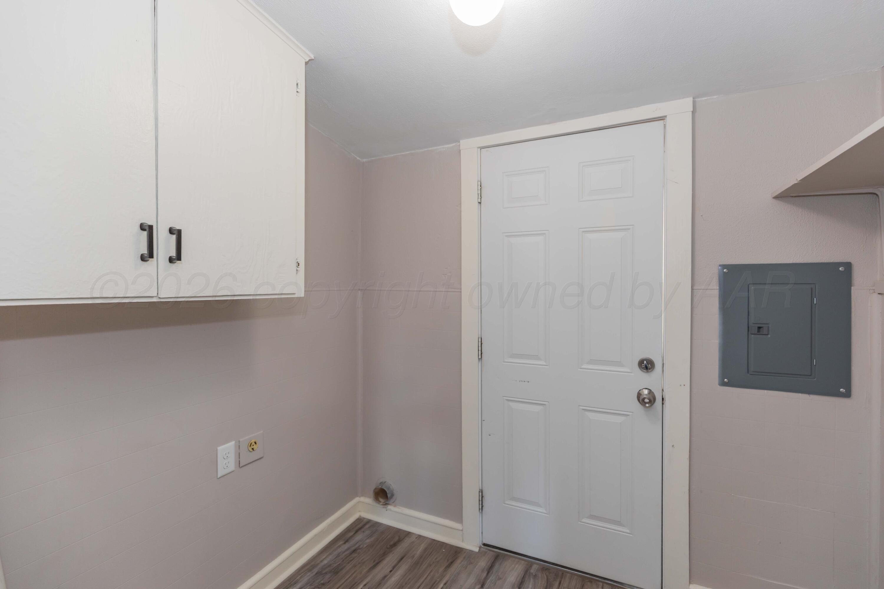 4003 South Hayden Street Amarillo, TX 79110 - Photo 14 of 29 UTILITY VIEW 2