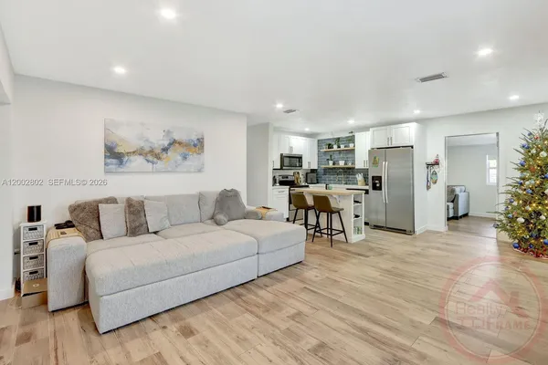 $3,800 | 11240 Southwest 60th Terrace, Miami, FL 33173