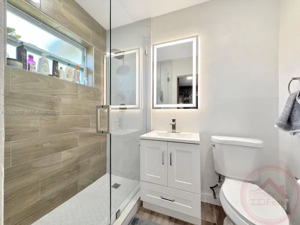 $3,800 | 11240 Southwest 60th Terrace, Miami, FL 33173