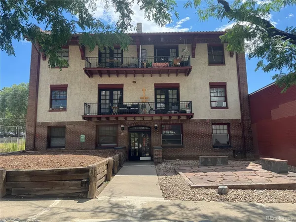 $1,200 | 718 Grant Street, Unit 11, Denver, CO 80203
