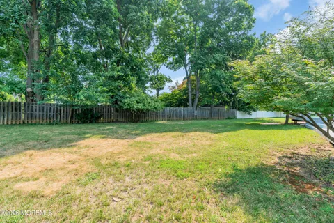 $1,575,000 | 27 Circle Lane, Little Silver, NJ 07739