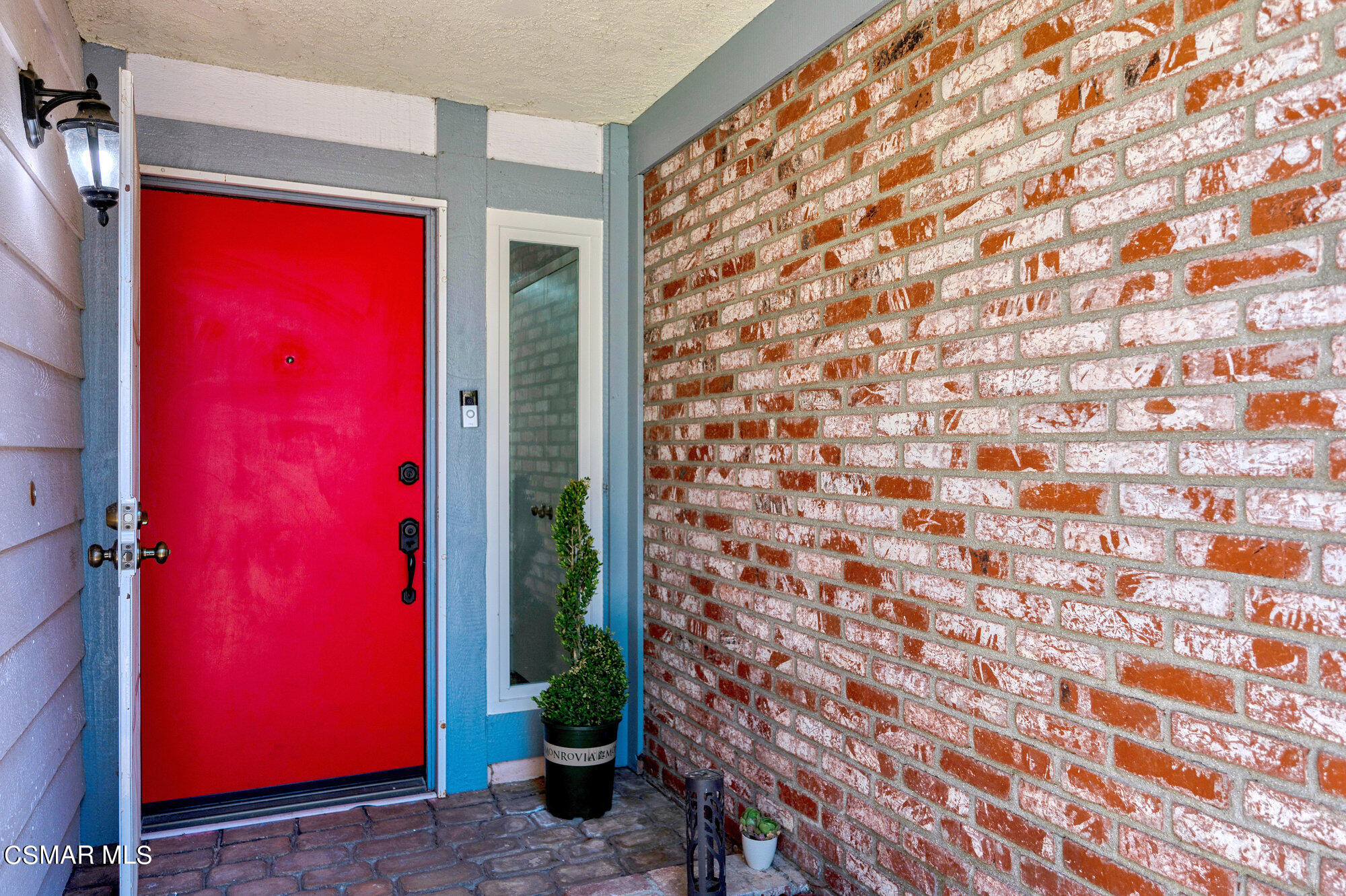 432 Appleton Road Simi Valley, CA 93065 - Photo 3 of 37 003_432_appleton_road_003_719