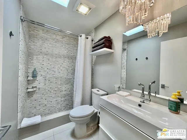 $8,000 | 306 Desert Lakes Drive, Palm Springs, CA 92264