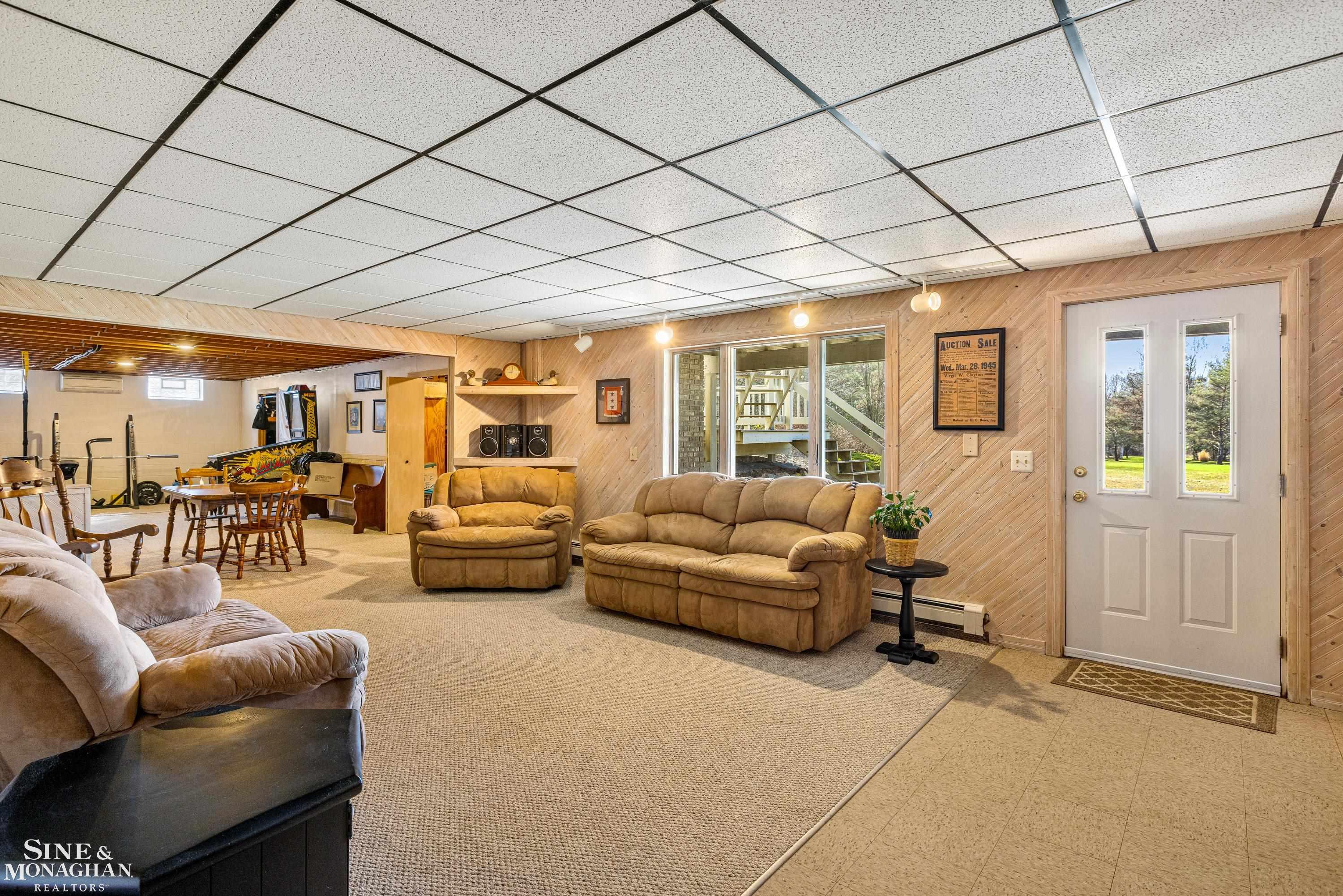 1820 Pug Road St. Clair, MI 48079 - Photo 24 of 59 50135659-e9417bea-9254-498c-bfb4-764d2f6d7b64.JPG
