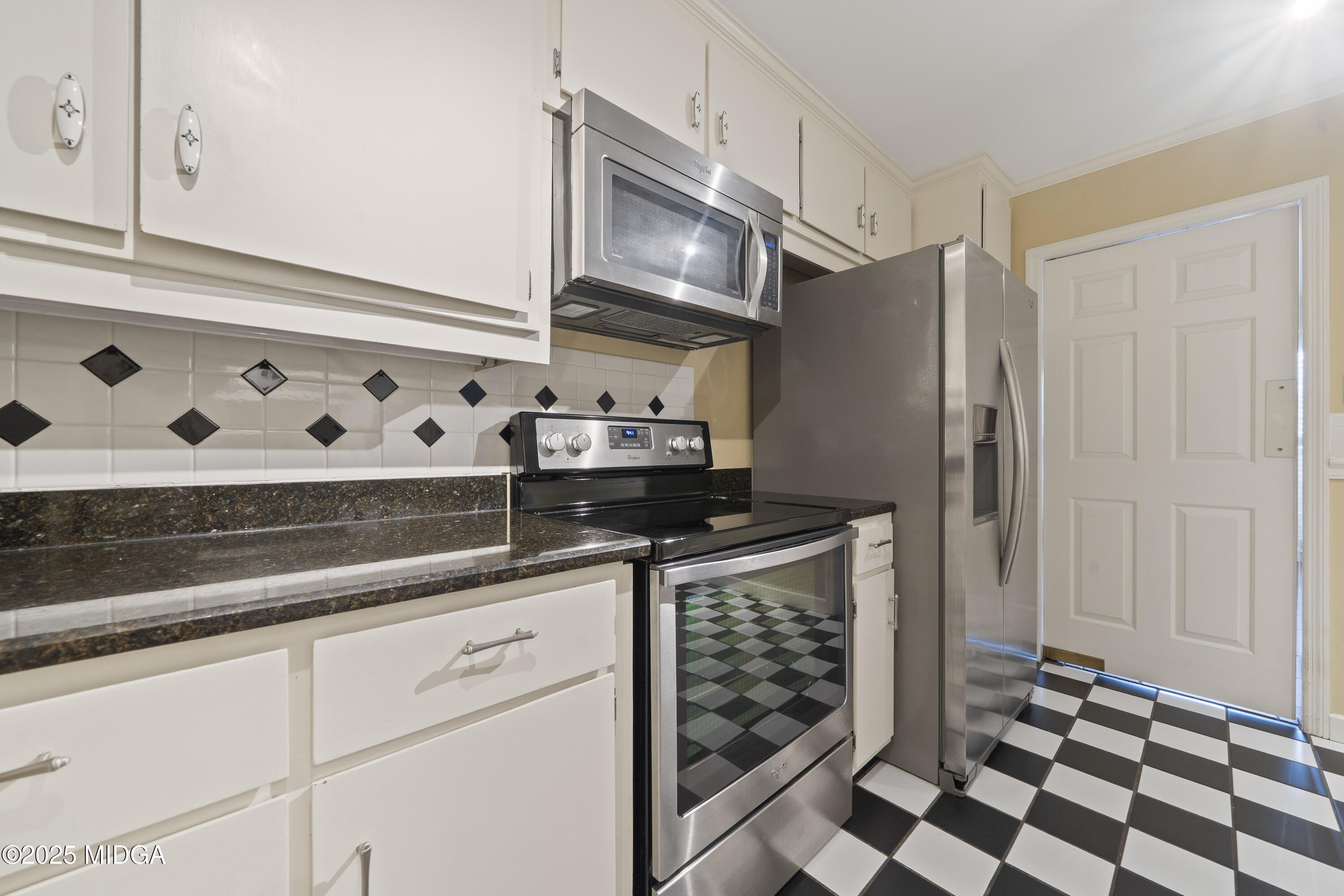 518 High Point N Road Macon, GA 31210 - Photo 12 of 38 518 High Point Road North-06865