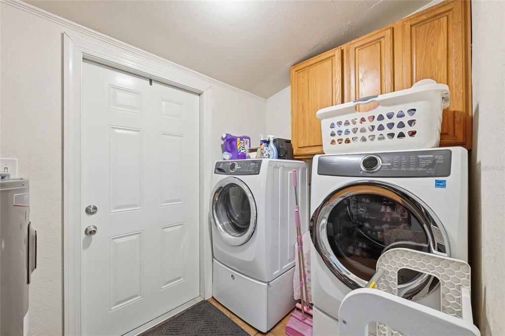 5570 Navarre Avenue Hampton, FL 32044 - Photo 10 of 17