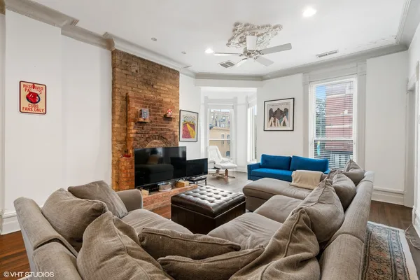 $4,000 | 1200 West Webster Avenue, Unit 2, Chicago, IL 60614