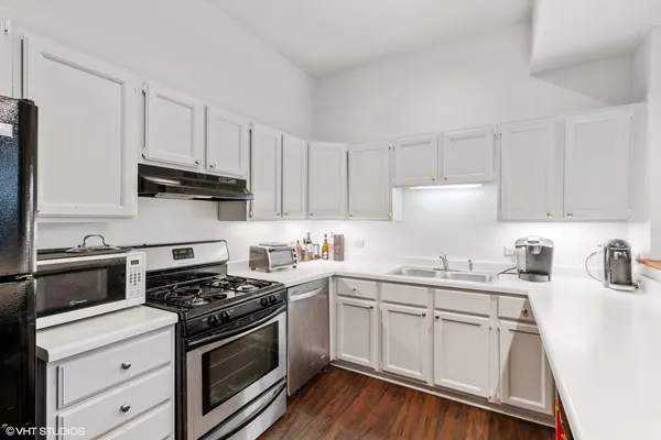 $4,000 | 1200 West Webster Avenue, Unit 2, Chicago, IL 60614