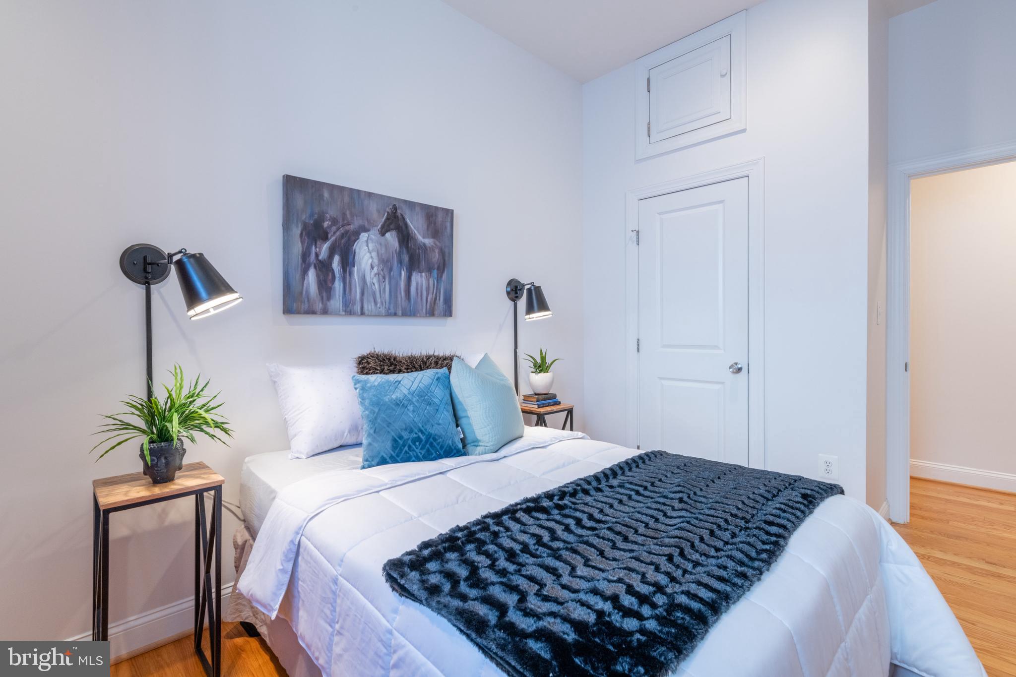 2450 Ontario Road Northwest, Unit 2 Washington, DC 20009 - Photo 18 of 28 Gallery Image 18