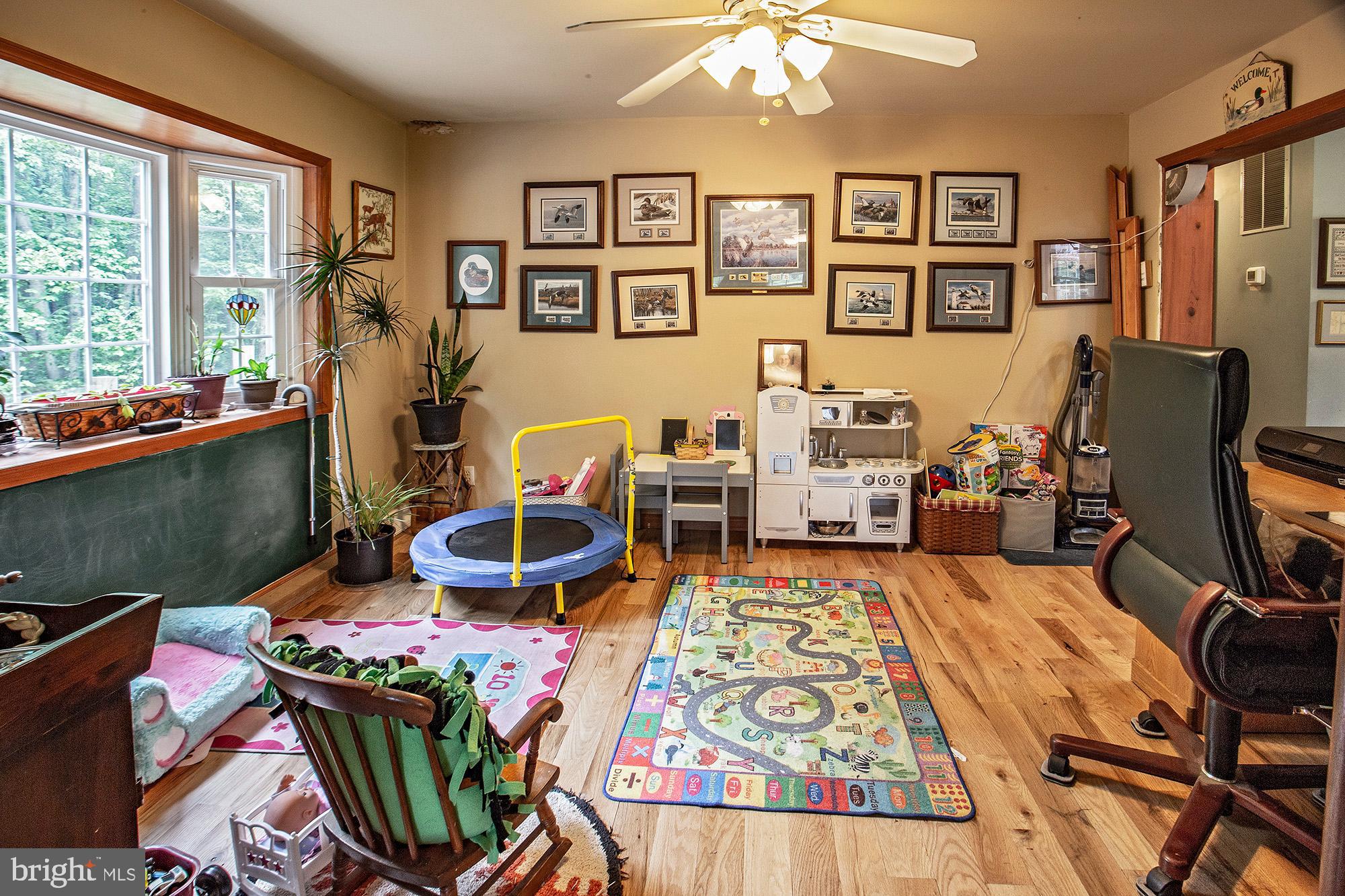 92 Old York Road Chesterfield, NJ 08515 - Photo 5 of 31 Gallery Image 5