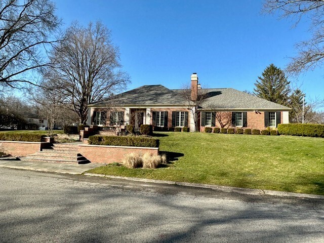 618 Round Hill Road Indianapolis, IN 46260 - Photo 1 of 2 Gallery Image 1