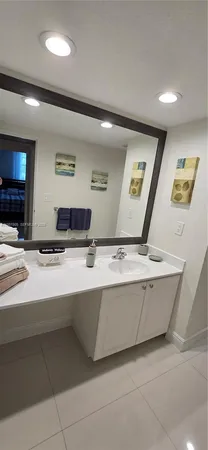 a view of a ceiling fan