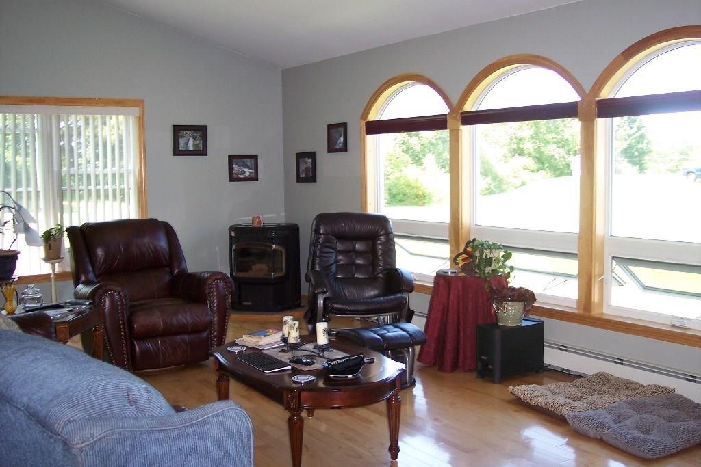16 Marr's Point Road Wales, ME 04280 - Photo 15 of 32 Spacious living room with lots of...