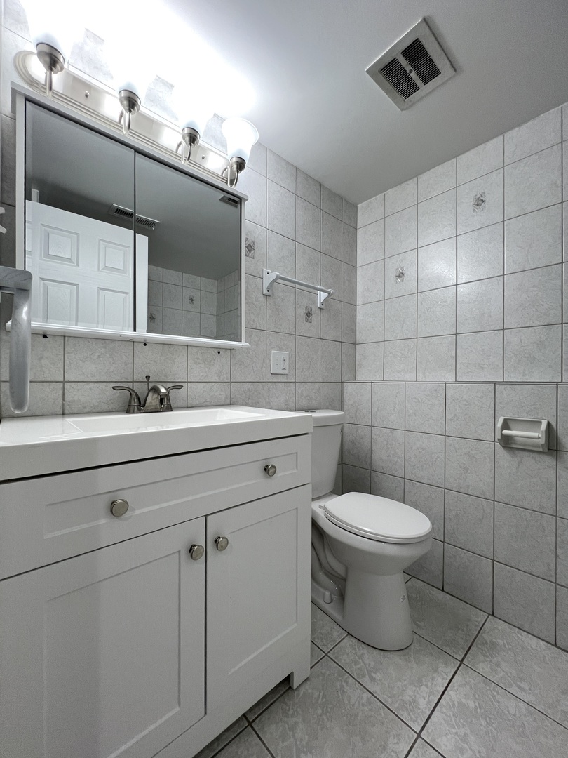 6243 Rio Verde Avenue Oak Forest, IL 60452 - Photo 27 of 42 Gallery Image 27