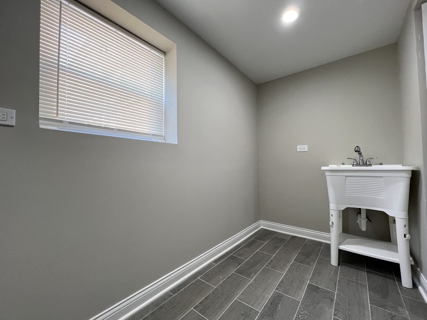 6243 Rio Verde Avenue Oak Forest, IL 60452 - Photo 31 of 42 Gallery Image 31