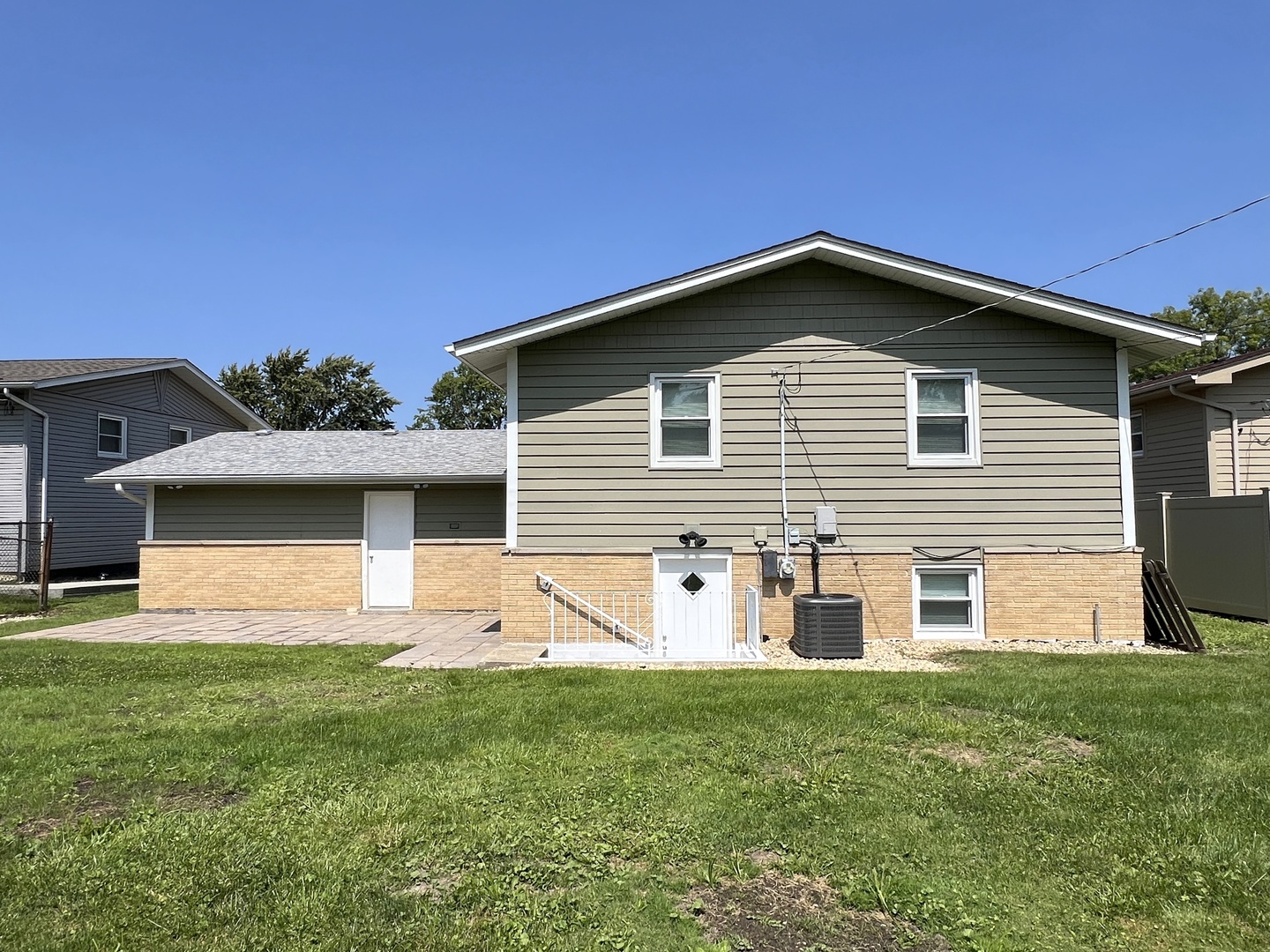 6243 Rio Verde Avenue Oak Forest, IL 60452 - Photo 38 of 42 Gallery Image 38