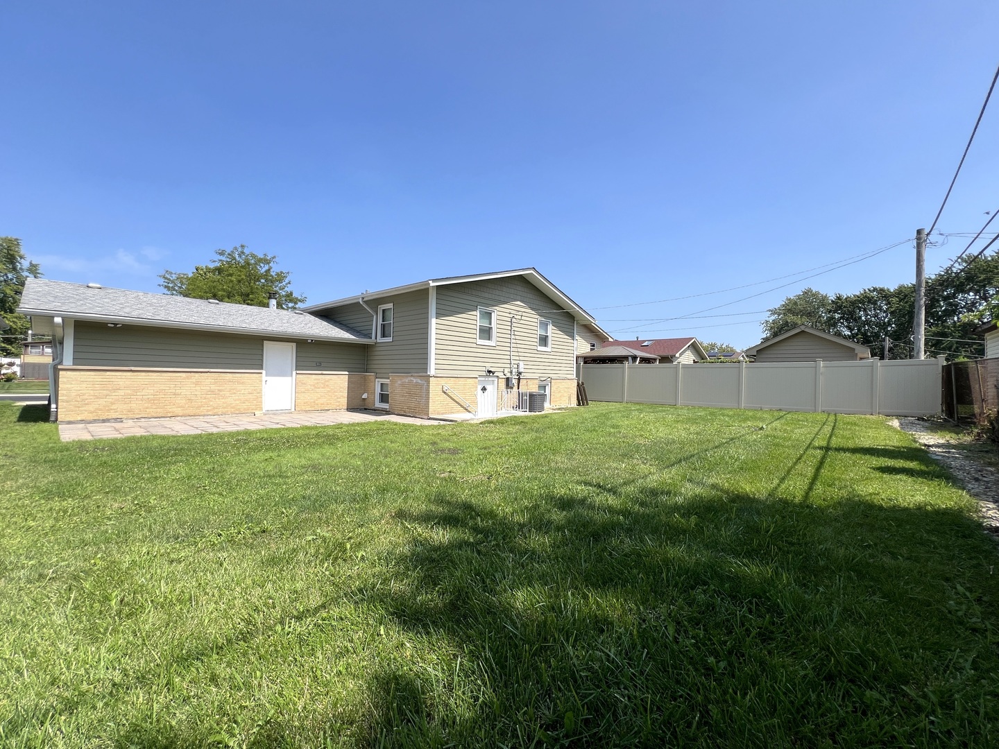 6243 Rio Verde Avenue Oak Forest, IL 60452 - Photo 41 of 42 Gallery Image 41