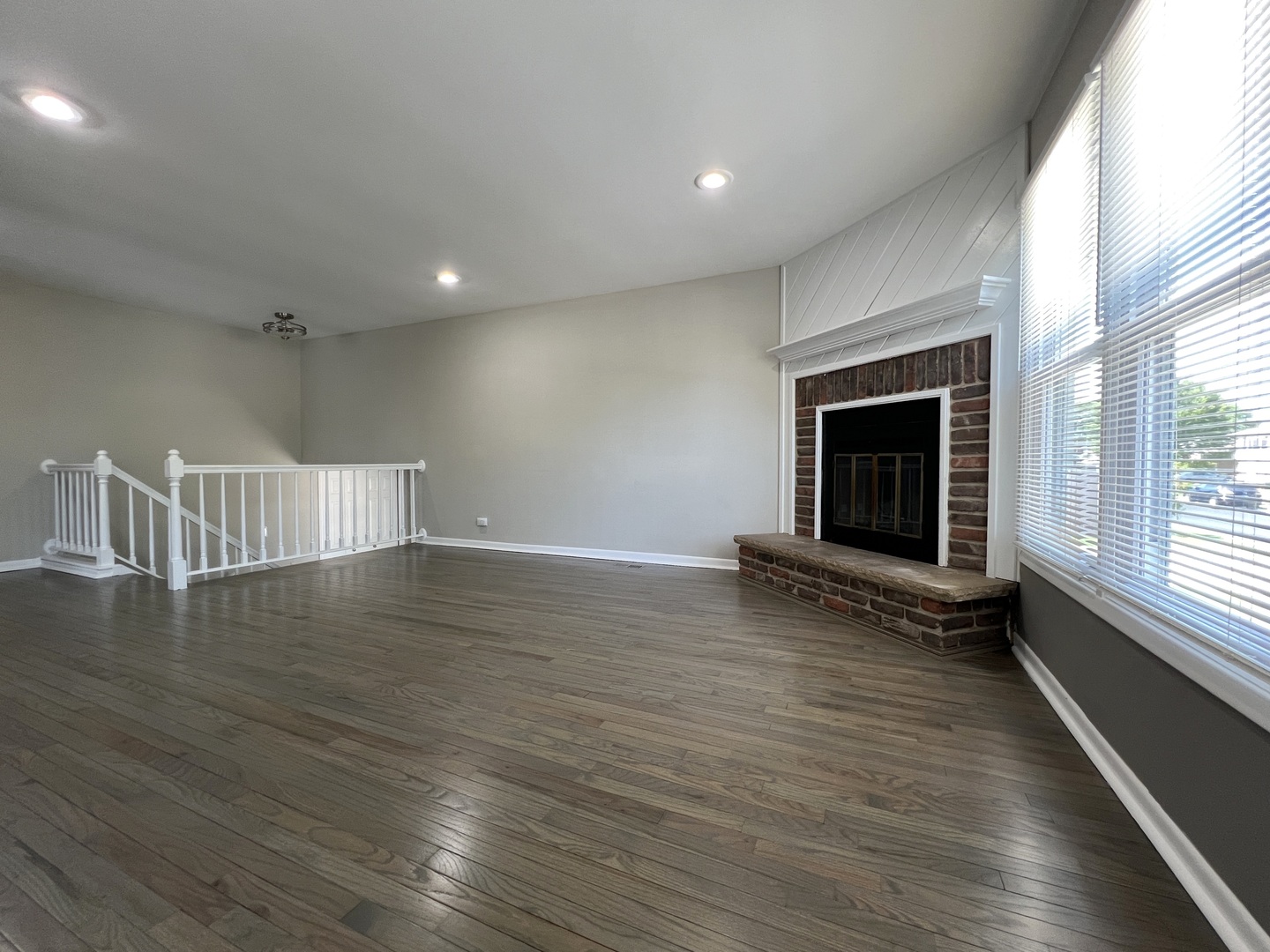 6243 Rio Verde Avenue Oak Forest, IL 60452 - Photo 9 of 42 Gallery Image 9