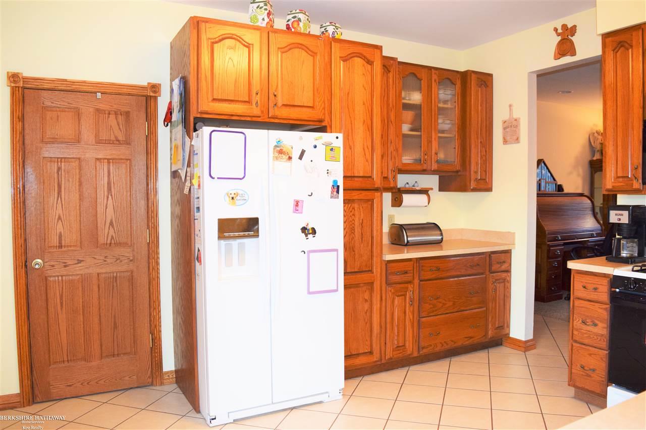 7600 Hewitt Road Avoca, MI 48006 - Photo 49 of 73 31297035-48.JPG