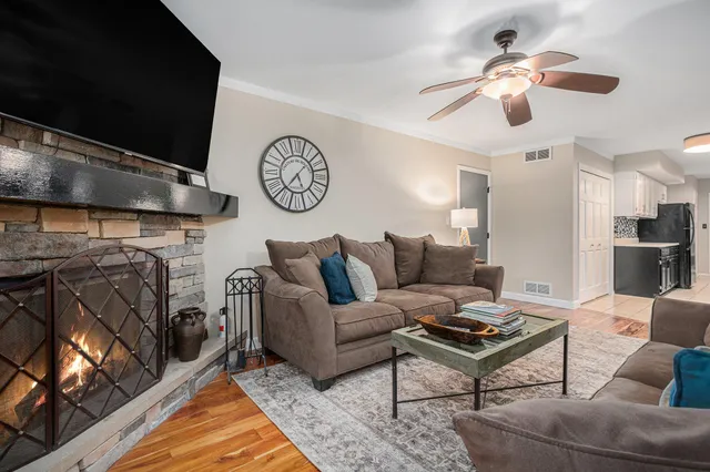 $874,000 | 200 Marx Drive, New Buffalo, MI 49117