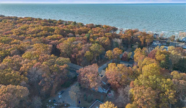 $874,000 | 200 Marx Drive, New Buffalo, MI 49117