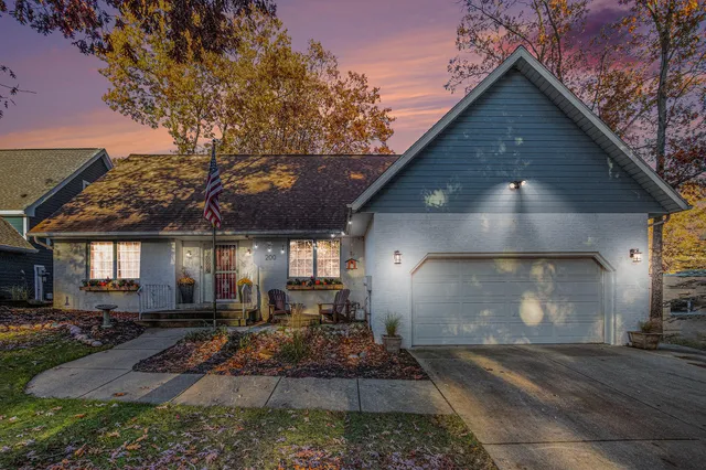 $874,000 | 200 Marx Drive, New Buffalo, MI 49117