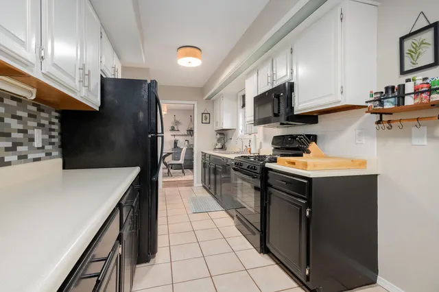 $874,000 | 200 Marx Drive, New Buffalo, MI 49117