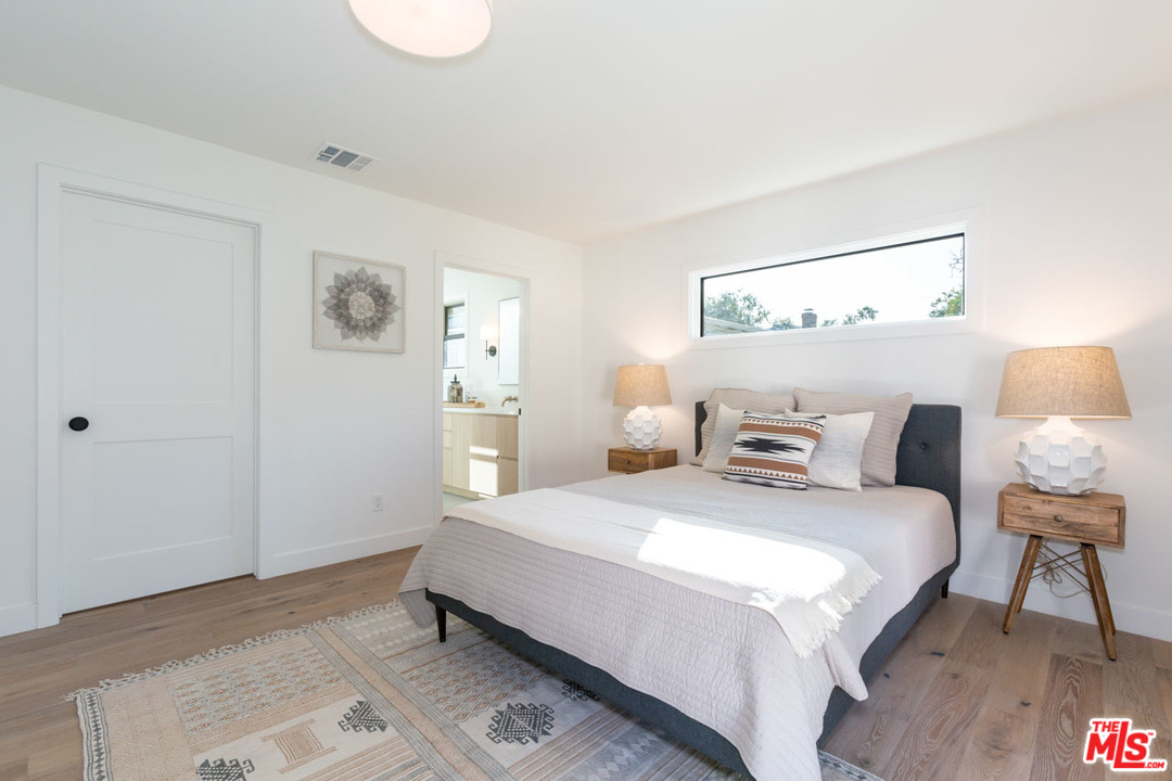 2465 Queensberry Road Pasadena, CA 91104 - Photo 21 of 39 Gallery Image 21