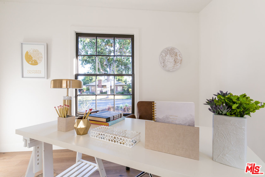 2465 Queensberry Road Pasadena, CA 91104 - Photo 30 of 39 Gallery Image 30