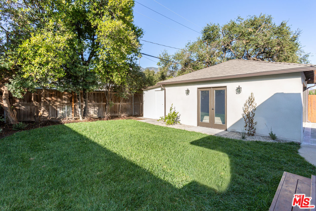 2465 Queensberry Road Pasadena, CA 91104 - Photo 37 of 39 Gallery Image 37