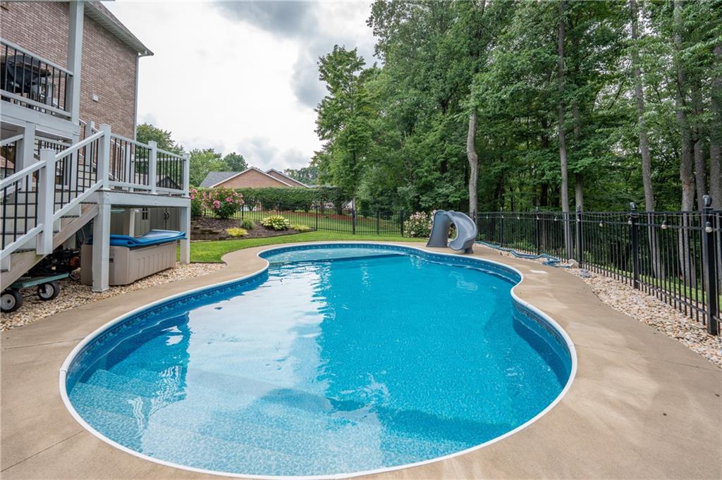 121 Johnson Road Greensburg, PA 15601 - Photo 45 of 48 Gallery Image 45