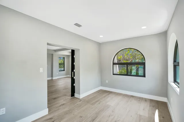 $2,790,000 | 5832 Alton Road, Miami Beach, FL 33140