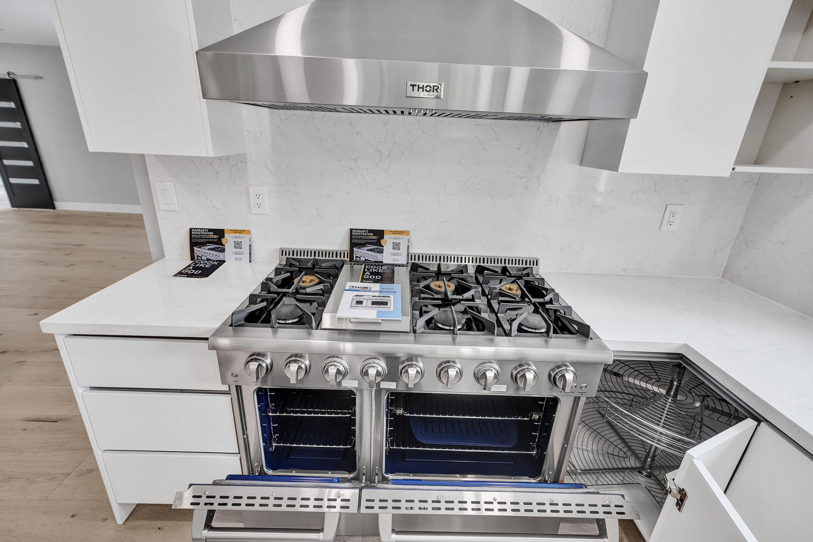 5832 Alton Road Miami Beach, FL 33140 - Photo 22 of 39 Kitchen2